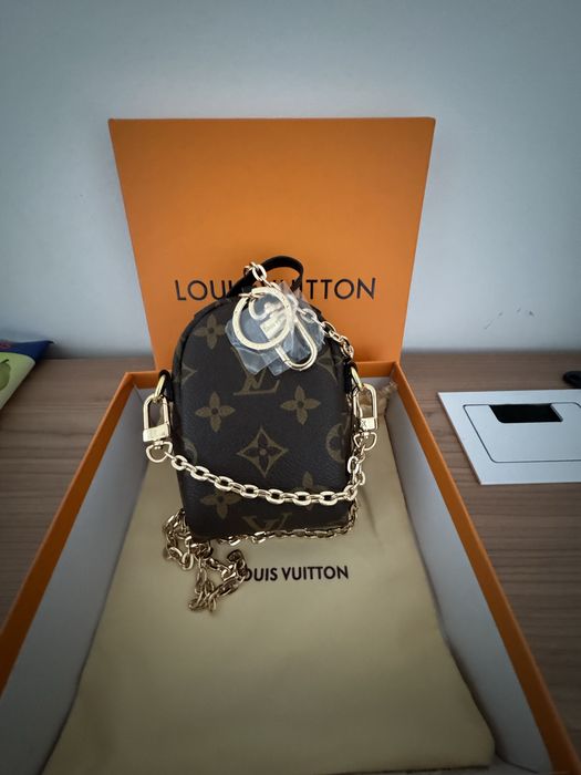 Чантичка за ключове