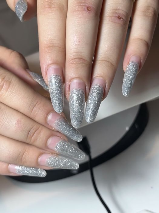 Unghii cu gel si semipermanente