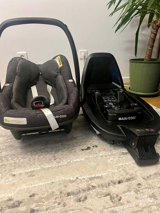 Scaun auto isofix Maxi cosi + baza