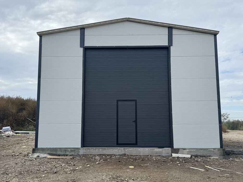 Vand Hala Metalica completa cu panouri sandwich URGENT