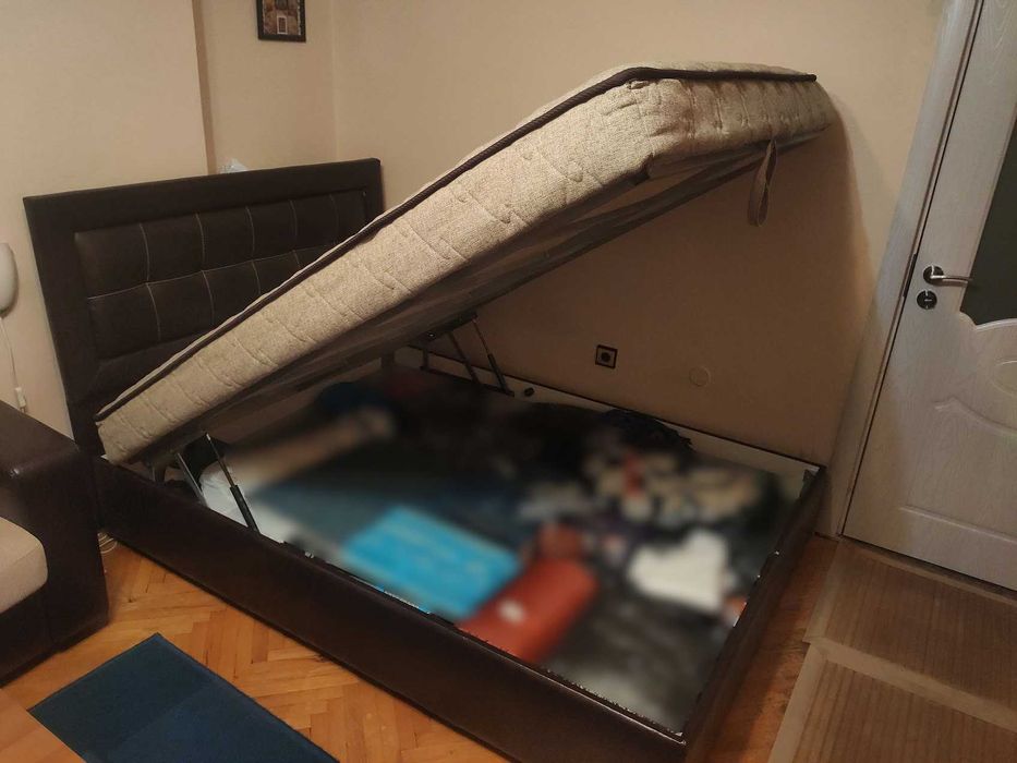 Спалня 140х190 см