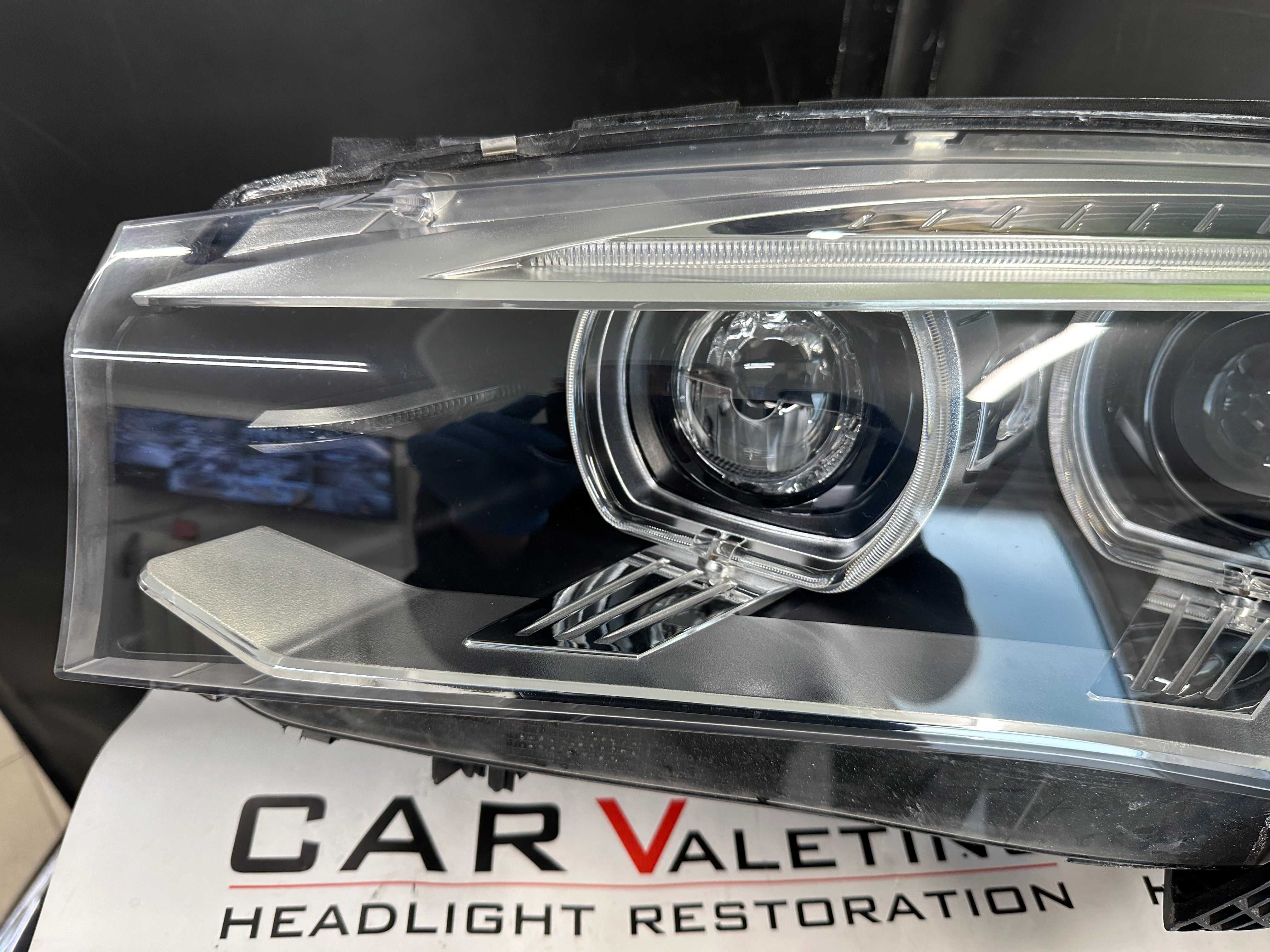 Фар фарове ляв xenon BMW X5 F15 X6 F16 far farove БМВ Х5 Ф15 Х6 Ф16