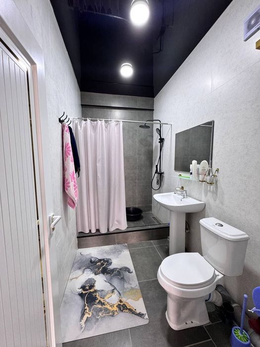 Xalqlar do'stligi metrosi yaqnda kvartira Bezmakler