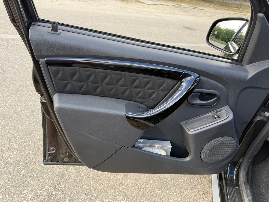 Vand scaune si banchete Dacia Duster 2010/2017