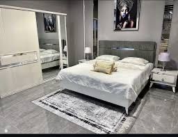 Спальный гарнитур( полный комплект)