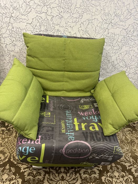 Продам детское кресло - кровать