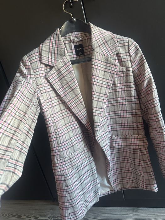 Карирано розово сако