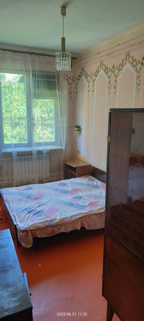 Лисунова. На дубовой чиромушки. 2х комнатная от собственника