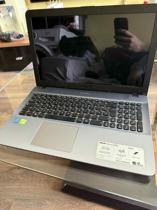 Лаптоп Asus X541S Тъчскрийн дисплей