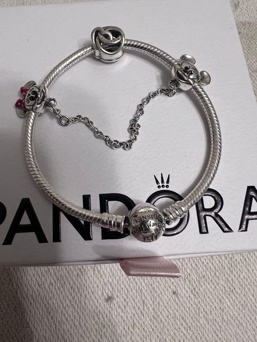 vand bratara Pandora multiple talismane