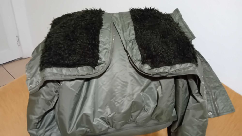 Топло яке Blu Deise с качулка