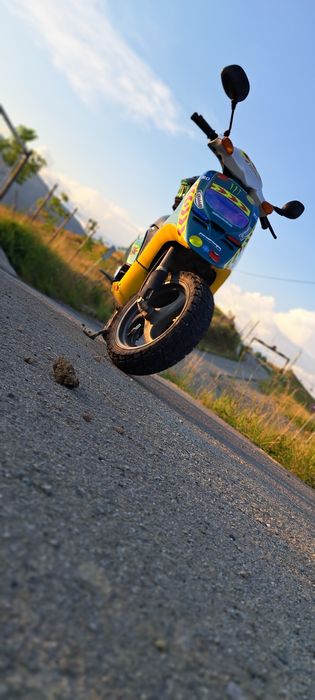 Vând piaggio typhone