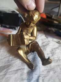 Statueta mica de bronz