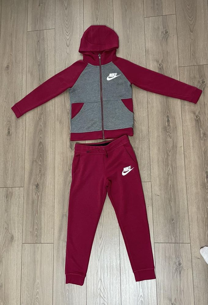 Анцунг Nike 137-146