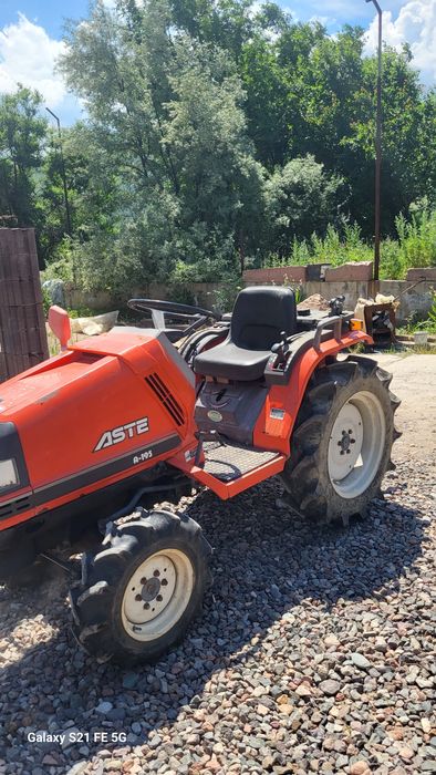 Продам Японский мини трактор KUBOTA.