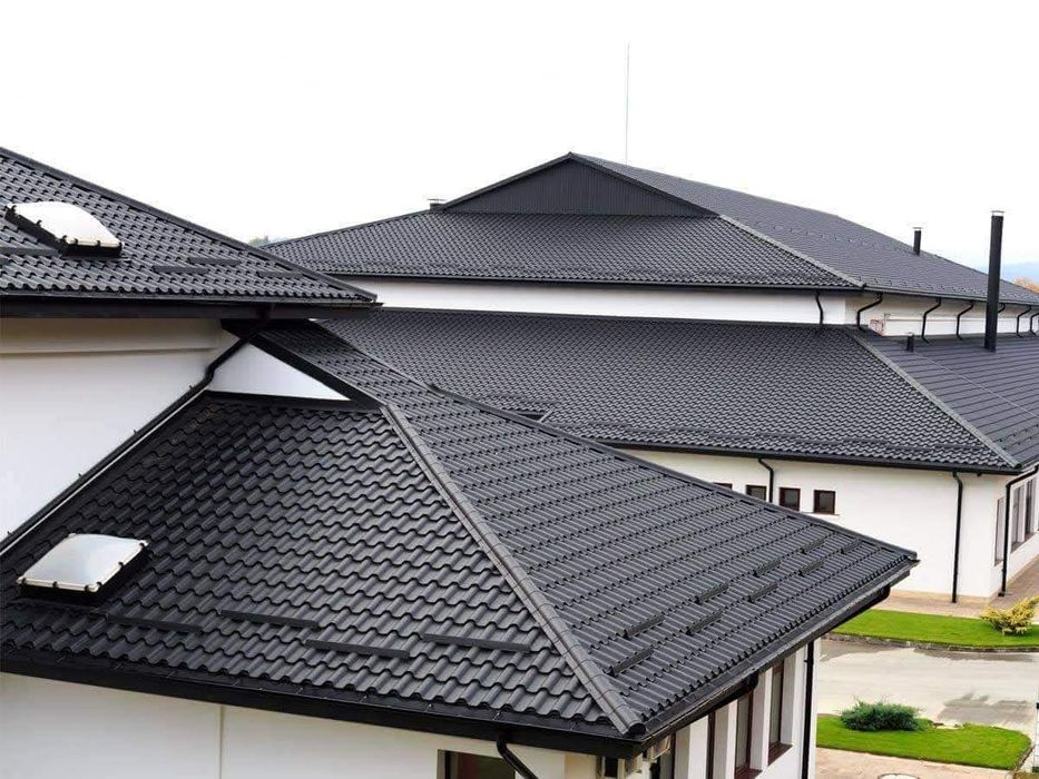 Executam acoperisuri de A la Z si reparatii de Urgenta