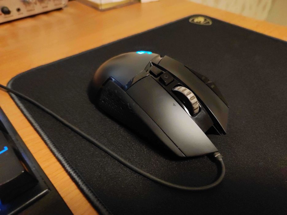 Геймърска мишка Logitech G502 Hero и MousePad/Подложка за мишка COUGAR