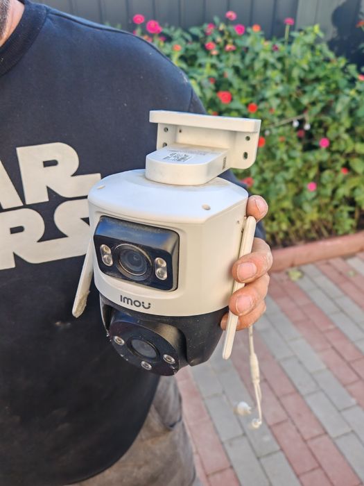 Vând camera supraveghere