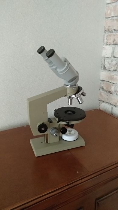 микроскоп лабораторный