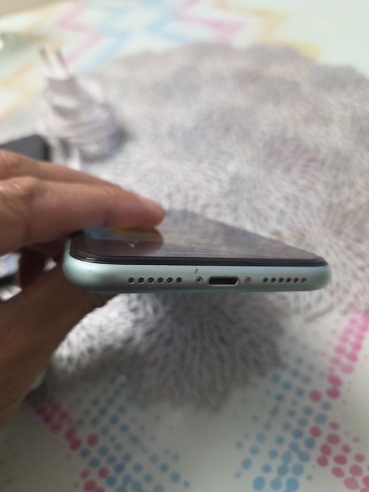 iPhone 11 64 GB in stare buna