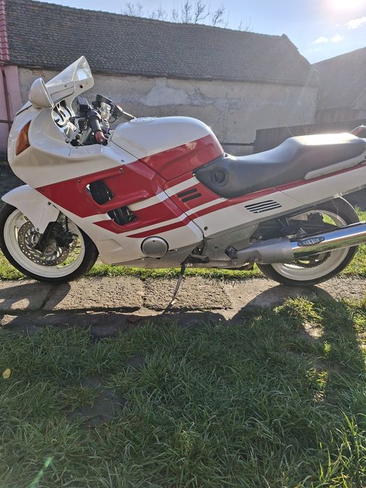 Honda CBR 1000F  din 91