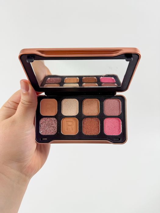 Палетка теней MAKEUP REVOLUTION forever flawless dynamic - ETERNAL