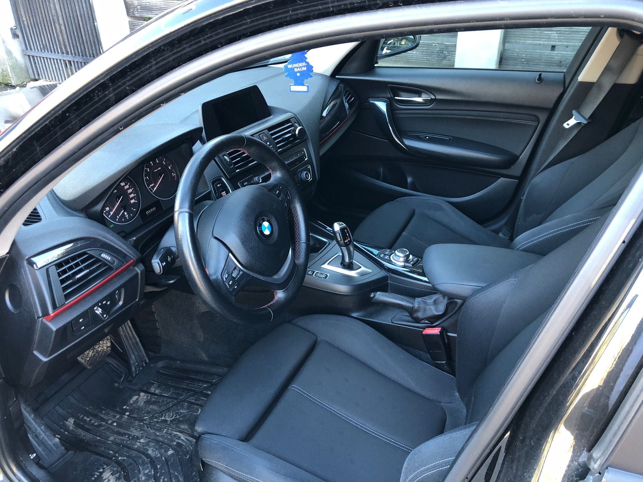 BMW Seria 1 118i