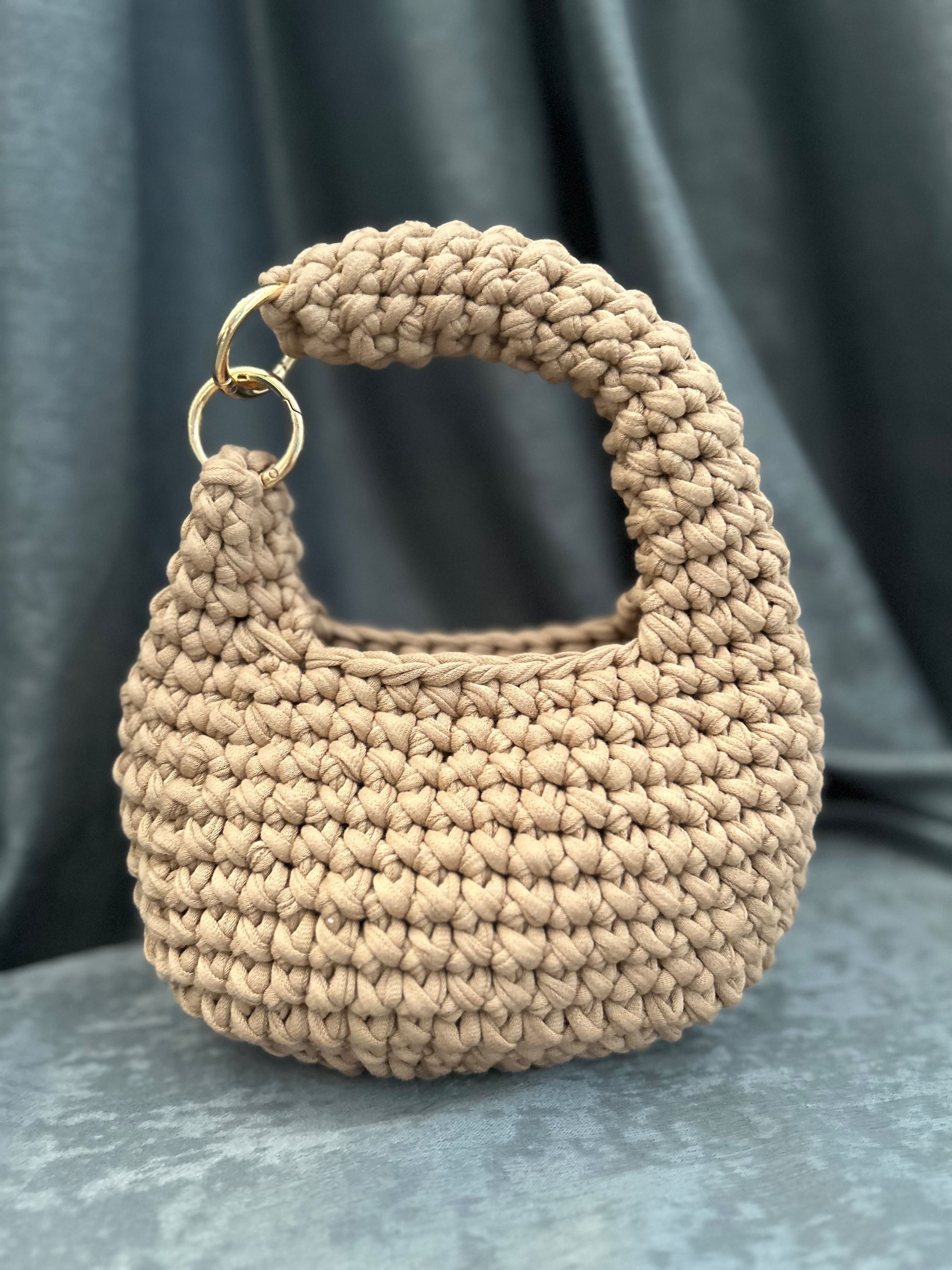 “Bucket bag” Дамска чанта от текстилна прежда