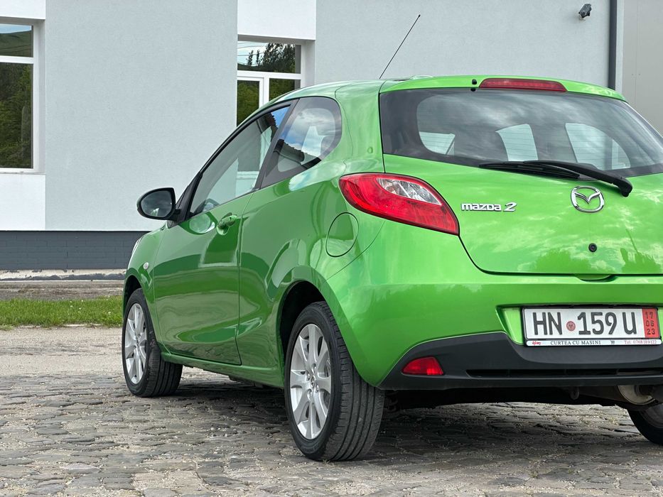Mazda 2*Tuv Germania*jante de aliaj*clima*af.2010*benzina*86 cp !