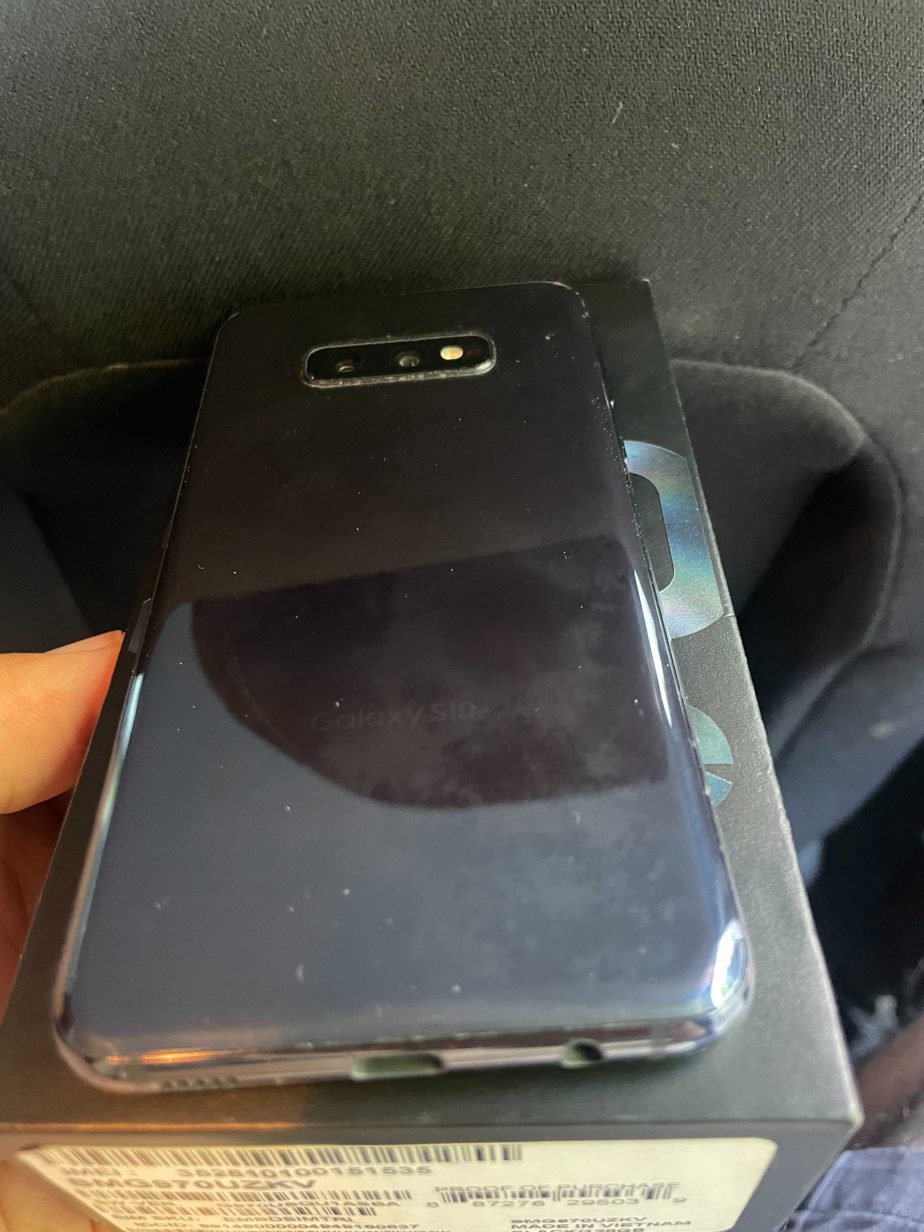 Samsung Galaxy S10e