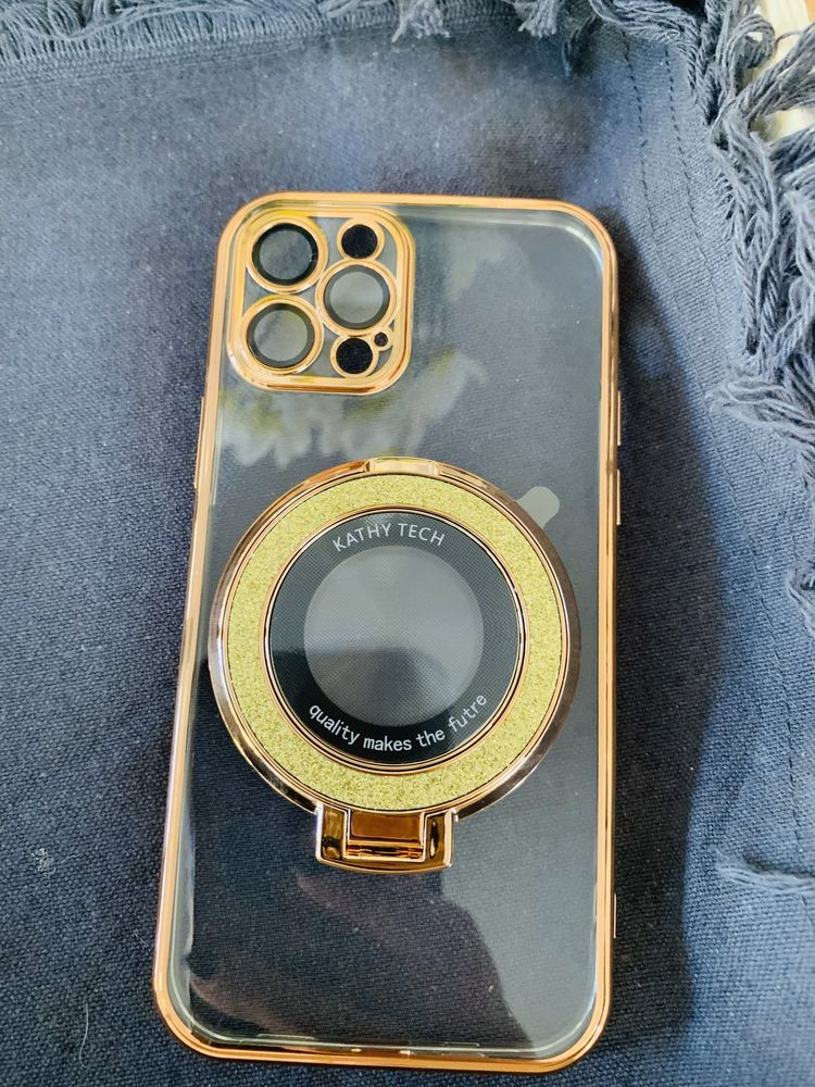 Калъфи,кейсове,стълка,магнитни зарядни за iPhone и др.