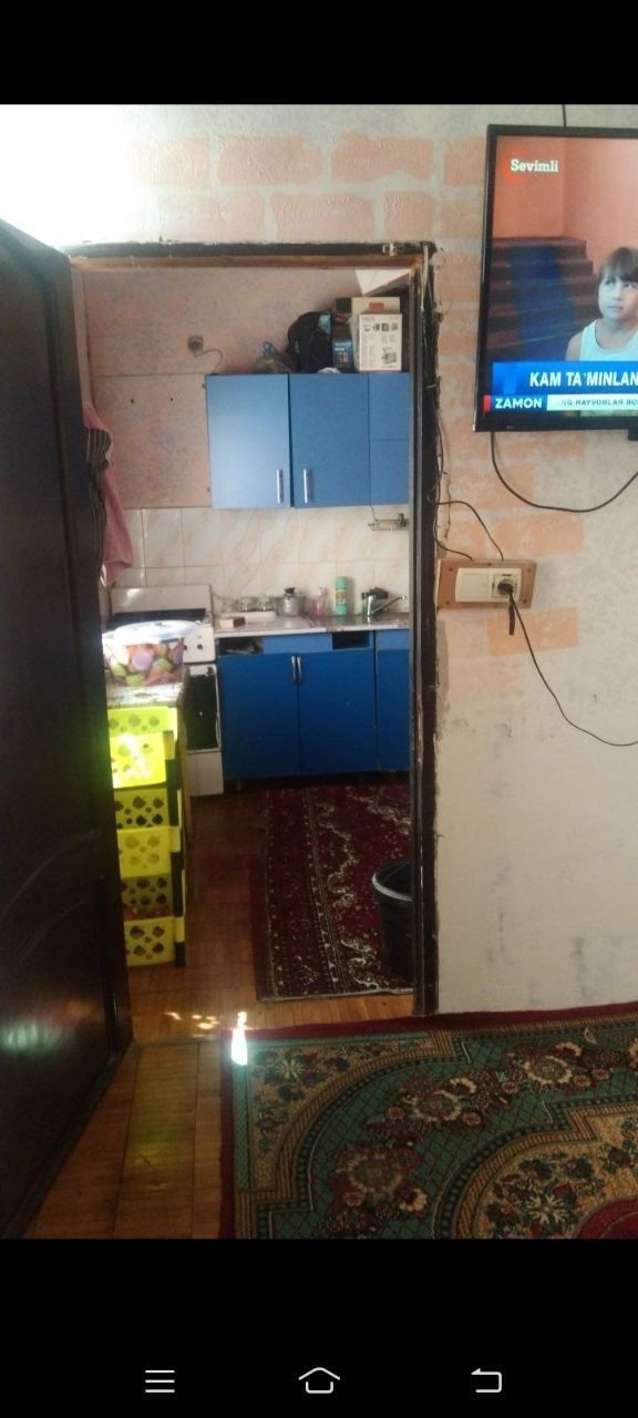 Уй сотлади 3 хана айвон кухня