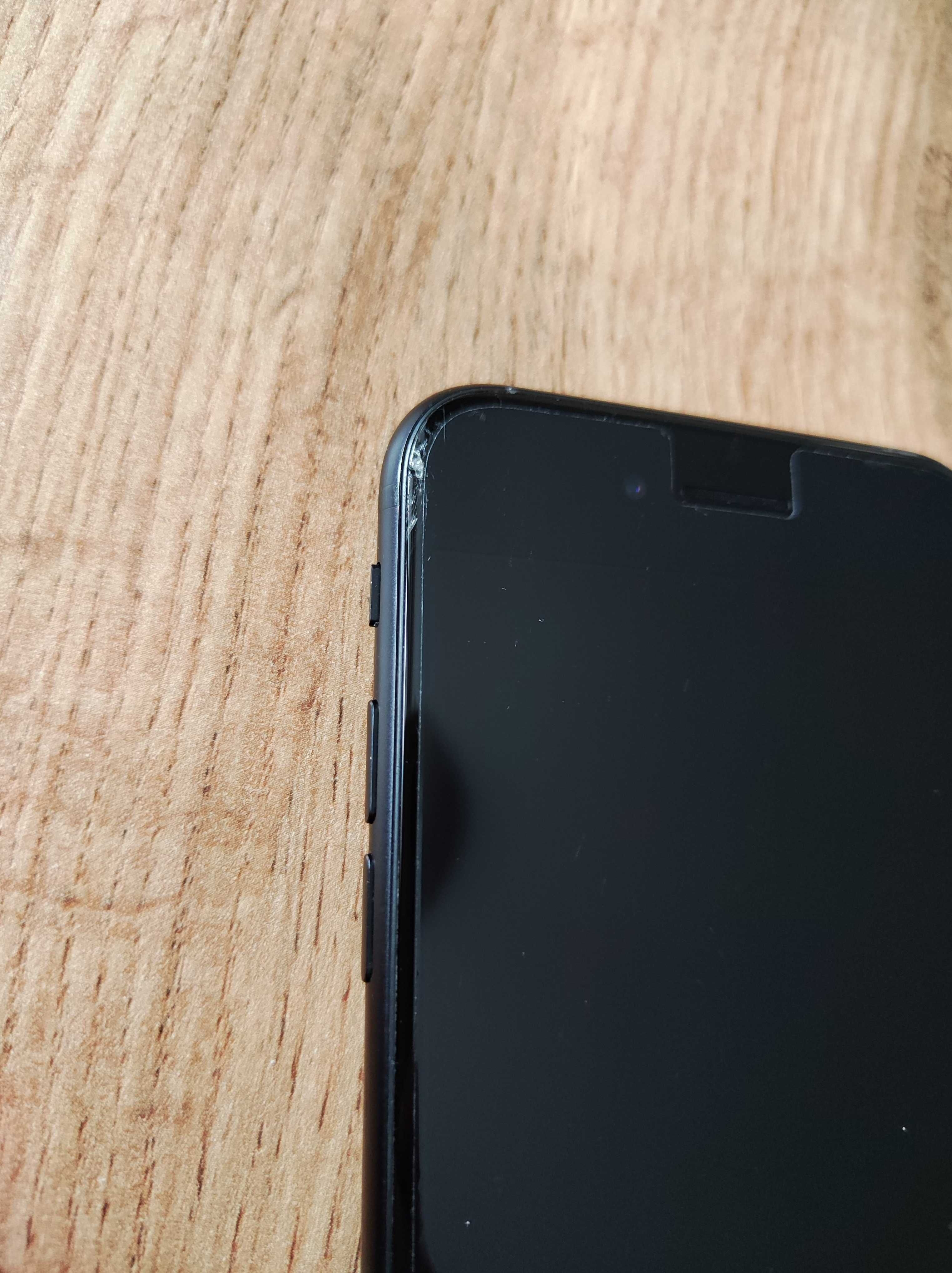 iPhone SE второ поколение, 64GB