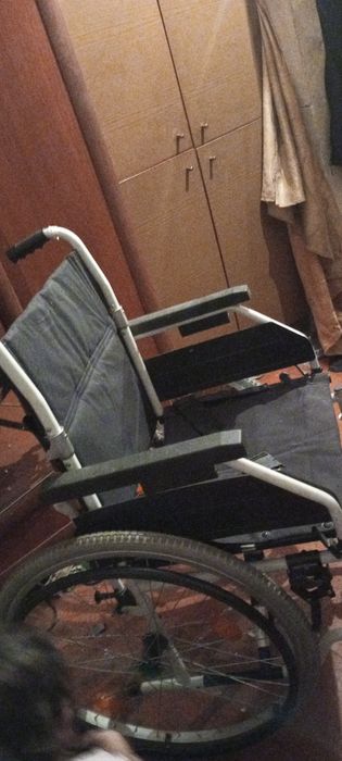 Инвалидная коляска