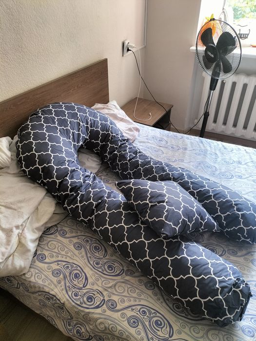 Продам подушку для беременных