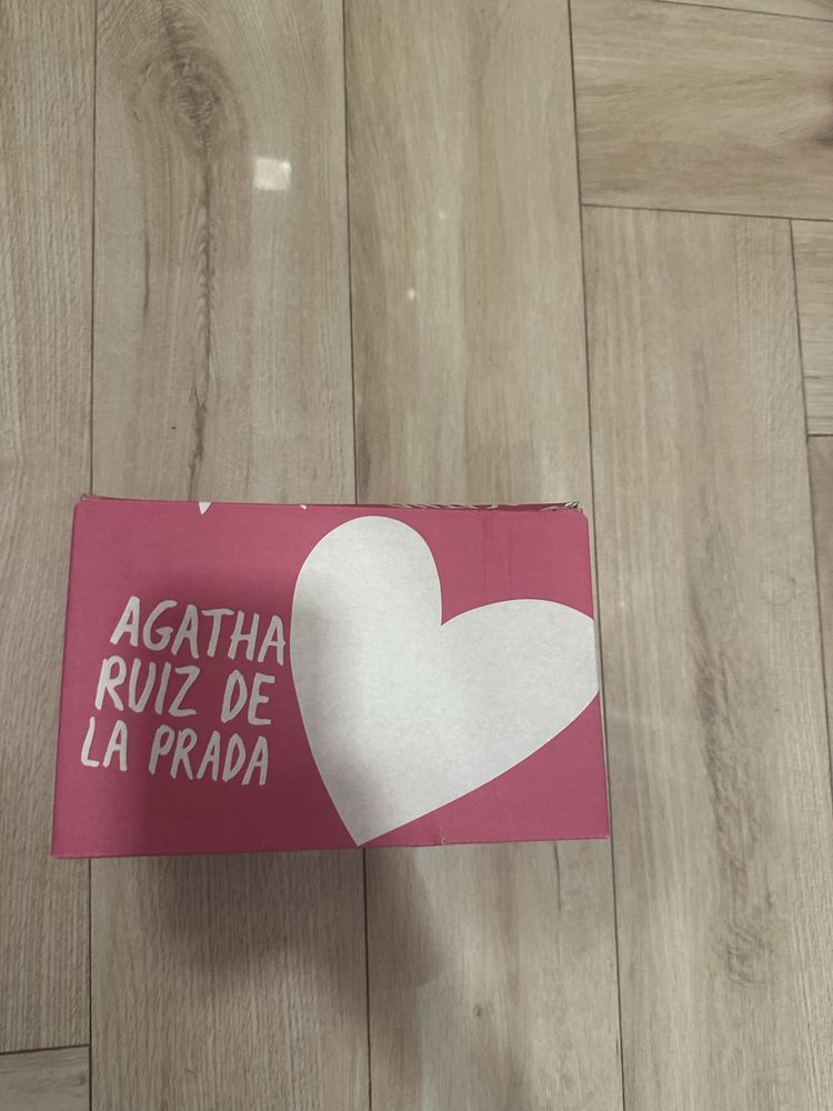 Детски сандали на Agatha ruiz de la prada