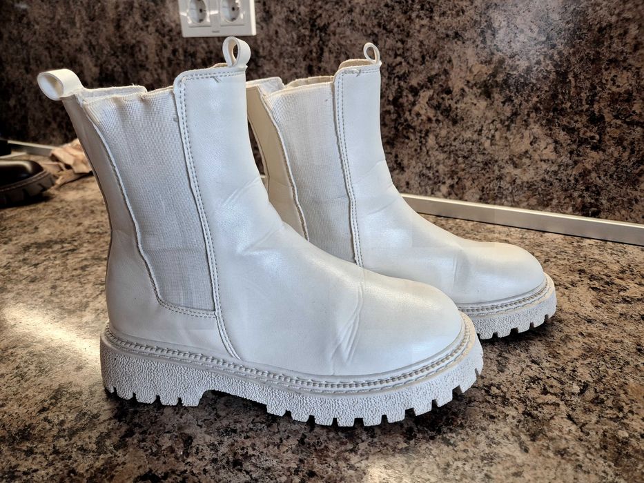 Дамски боти от еко кожа