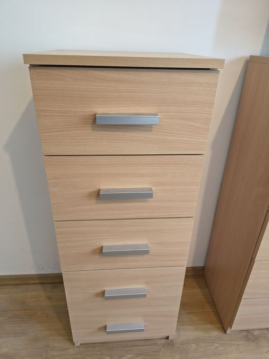 Comoda 5 sertare ingusta stejar deschis
