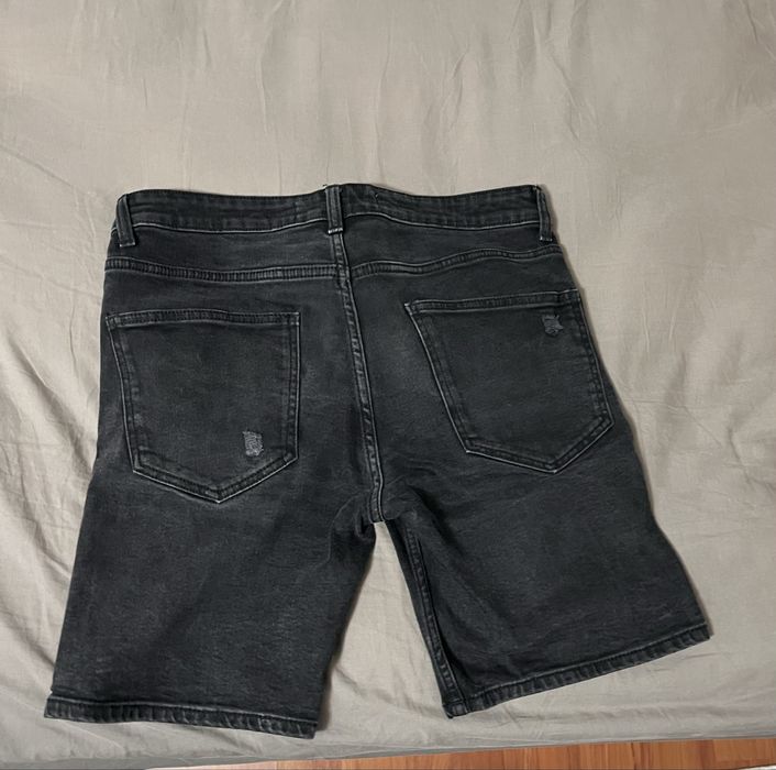 Blugi Scurti Bershka