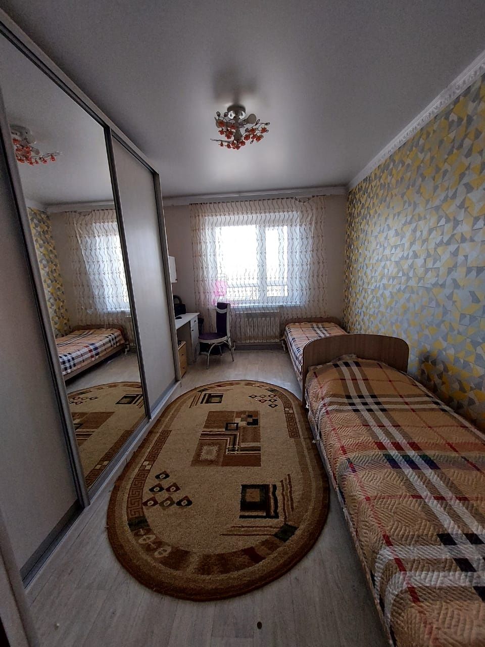 Продам 2 ком кв 1мкр нурсити