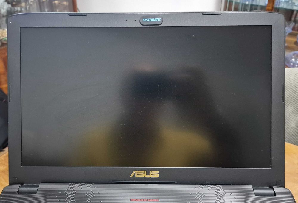 Laptop gaming Assus GL 552JX cu acumulator nou