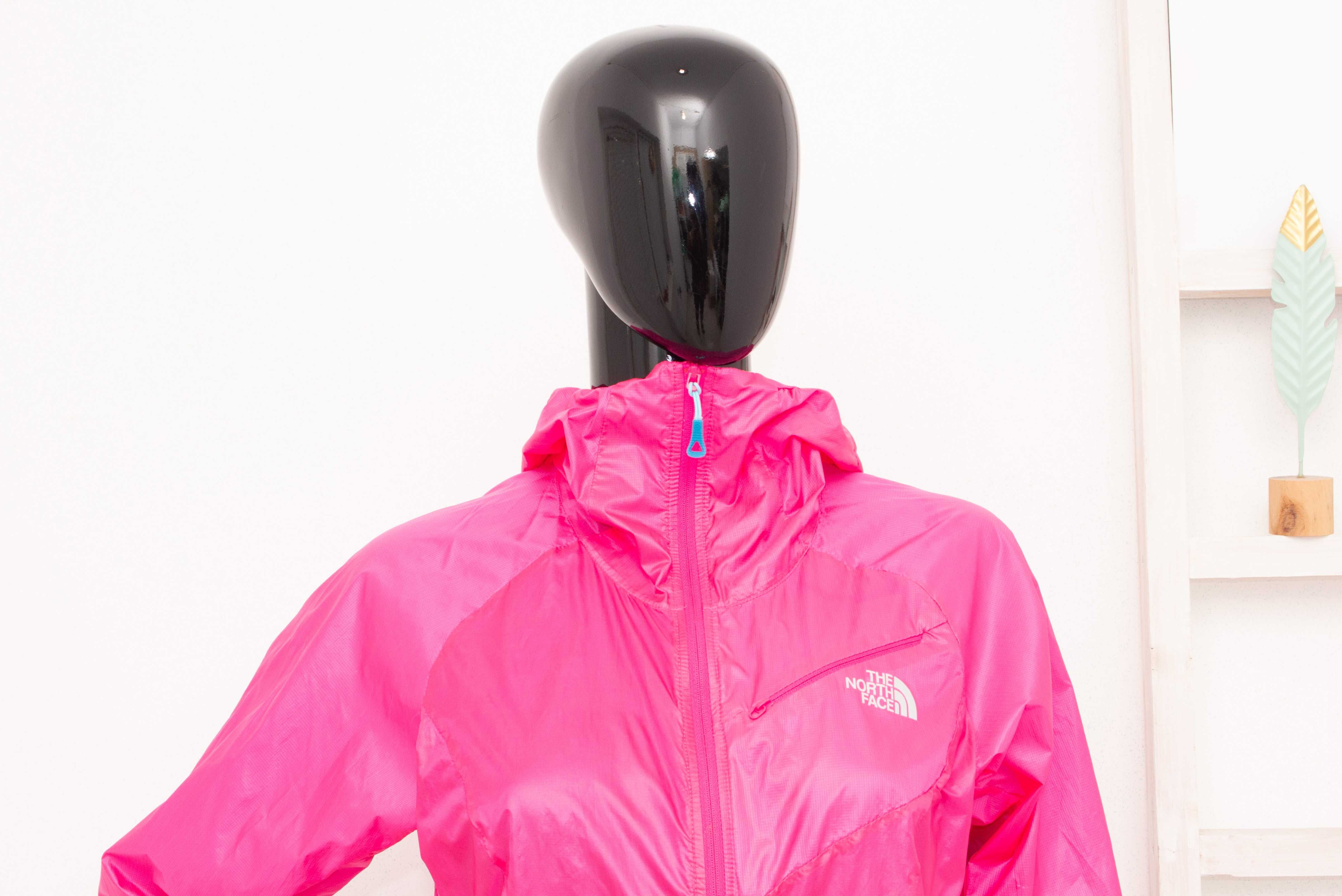 The North Face оригинално дамско яке Summit Series ветровка розово М