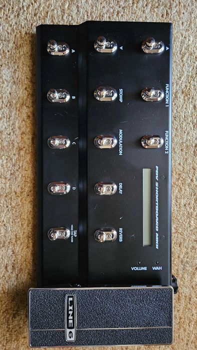 Продавам Line 6 FBV Shortboard MKII Фут контролер, Футсуич