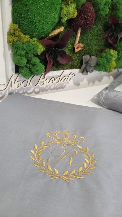 Lenjerii de pat personalizate si brodate