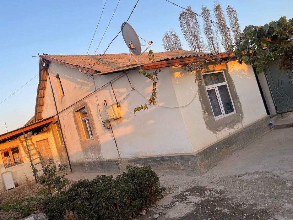 Продам дом в Юкори Чирчикский район(Янги Тошкент)12 соток