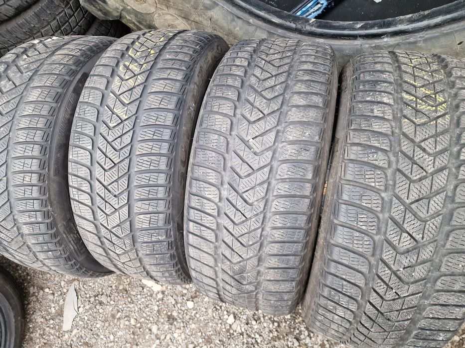 Anvelope 255/45R19 marca Pirelli, M+S, DOT 2023,6 mm