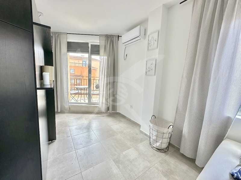 Продава се Едностаен апартамент в к.к. Слънчев бряг - 48 кв.м за 1146 €/кв.м - Снимка #3