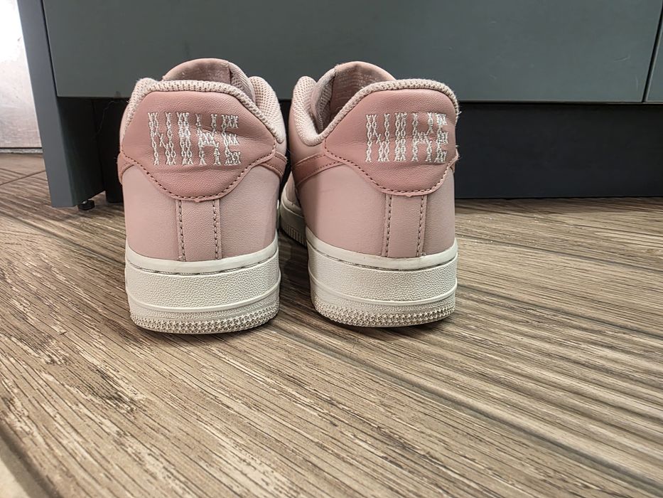 Дамски маратонки NIKE AIR FORCE  1