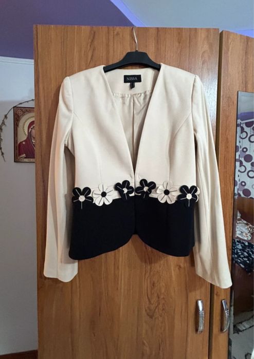 Compleu sacou+ rochie NISSA marime 44