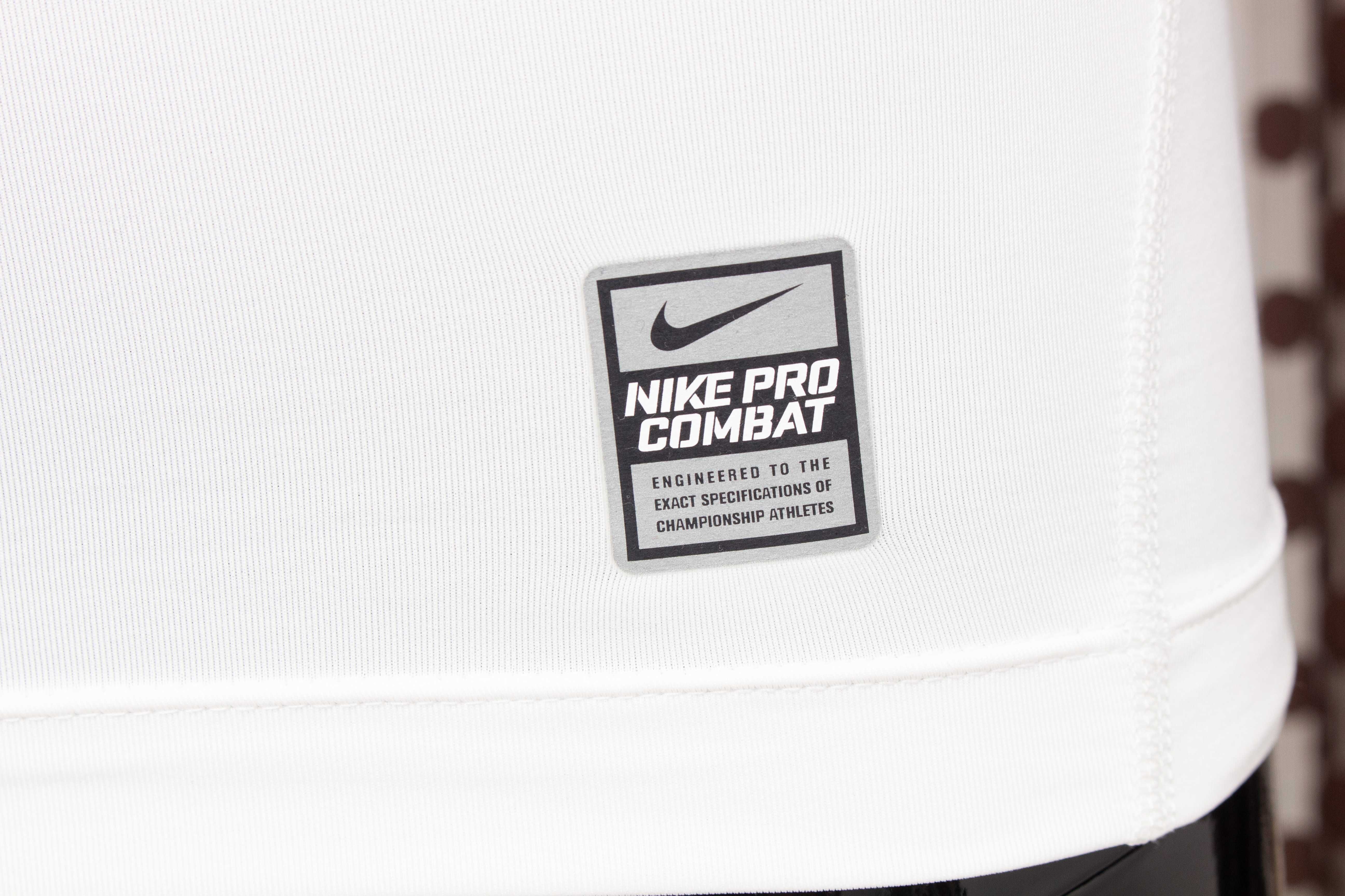 Nike Pro Combat Оригинална Мъжка Блуза без ръкав бяла Compression М